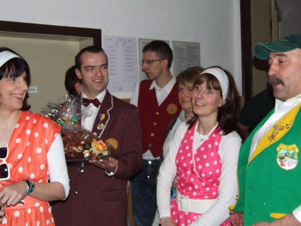 Die-Nachbarn-aus-Wuenschendorf-kommen-auch