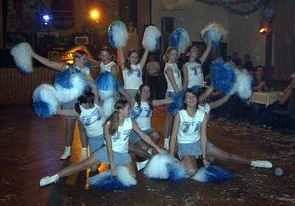 Cheerleader-Tanz Abschlussbild