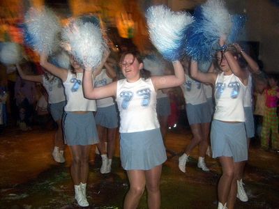 Cheerleader-Puschel-wackeln!