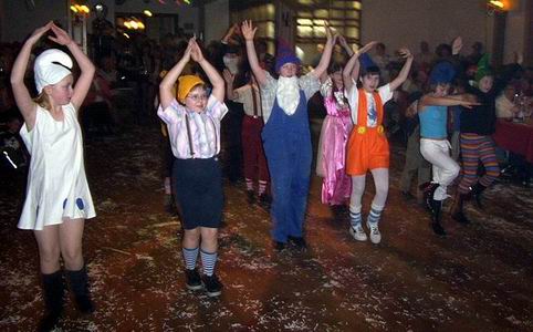 Tanz der Schl�mpfe 3