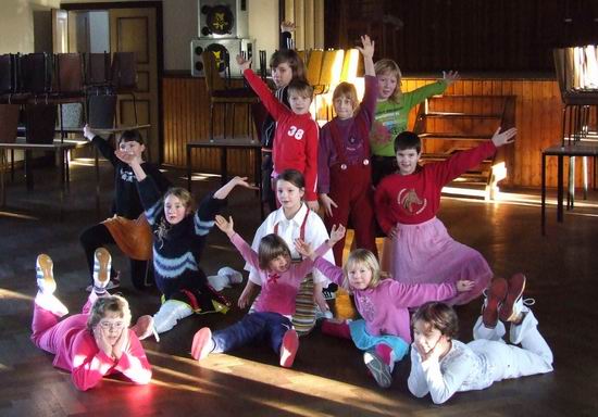 Training im Saal ohne Kostüme